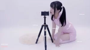 晓团队晓美会员asmr舔耳助眠，双马尾粉嫩小护士哄睡