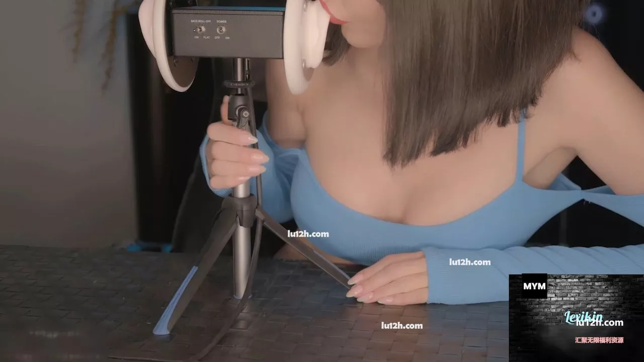 alexshai lexikin付费patreon asmr舔耳福利，抹胸吊带吃耳朵助眠-asmr部落