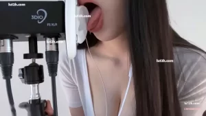 yuuu patreon付费asmr哄睡福利，粉嫩小舌头舔耳朵助眠